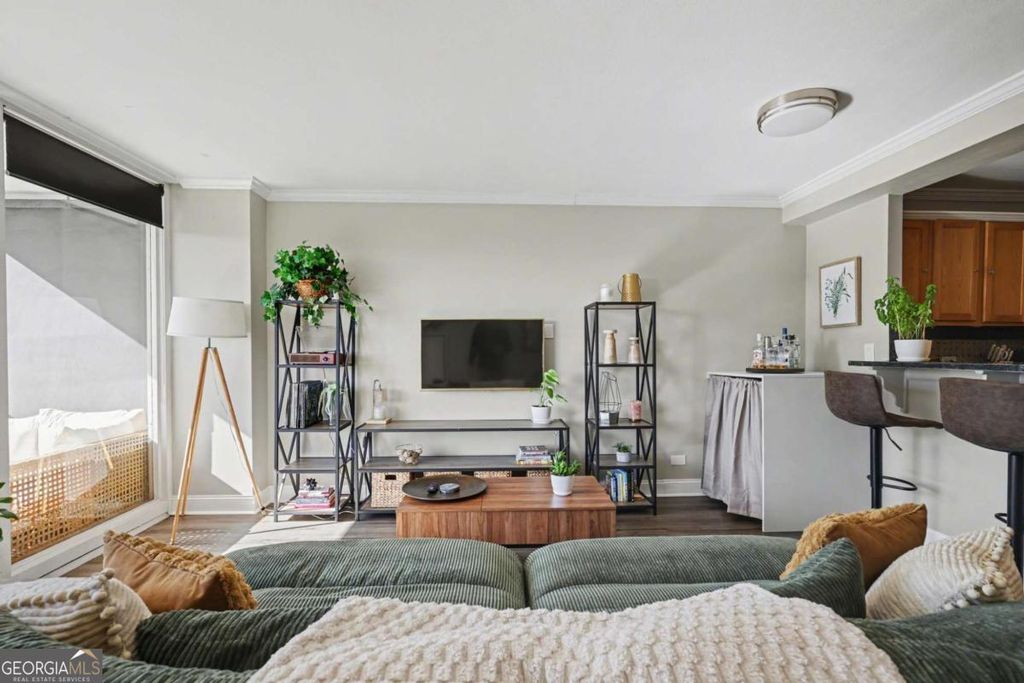 Photo of 620 Peachtree Street NE #908, Atlanta, GA 30308 (MLS # 10678391)