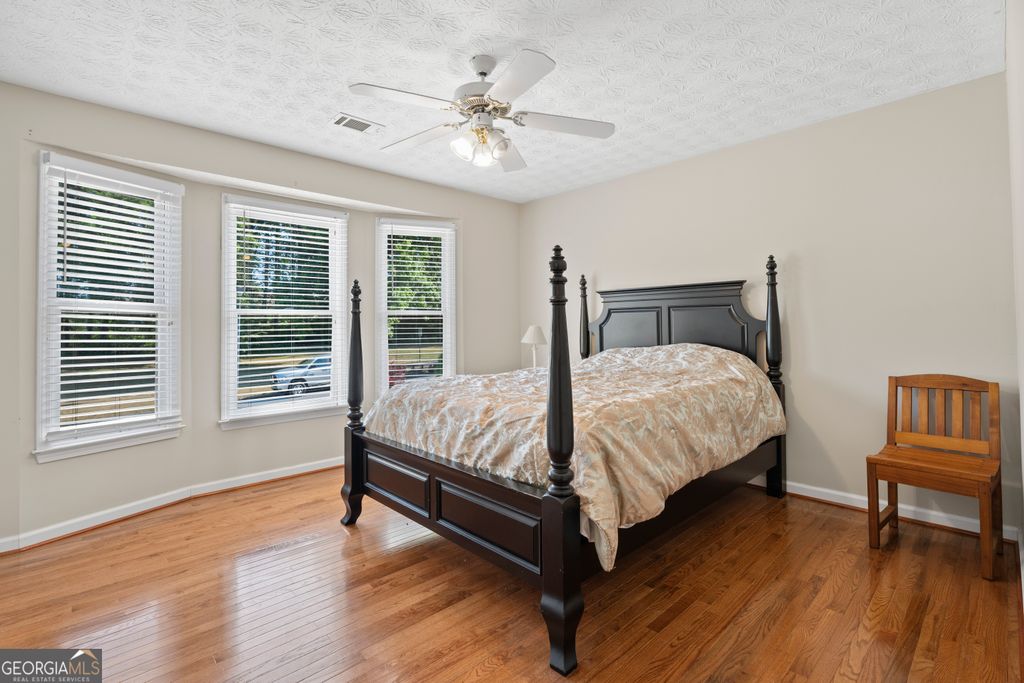 Photo of 3737 Victoria Drive, Buford, GA 30519 (MLS # 10741272)