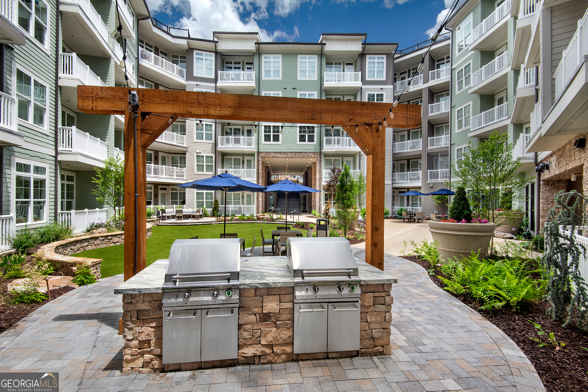 Kennesaw, Georgia 30144, United States, 2 Bedrooms Bedrooms, ,2 BathroomsBathrooms,Residential,Active,41910