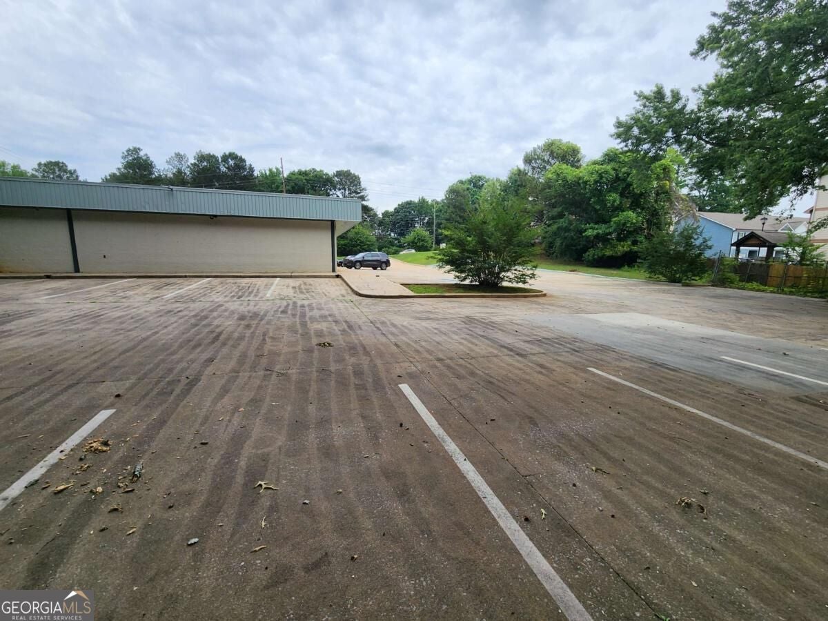 3463 Flat Shoals RD