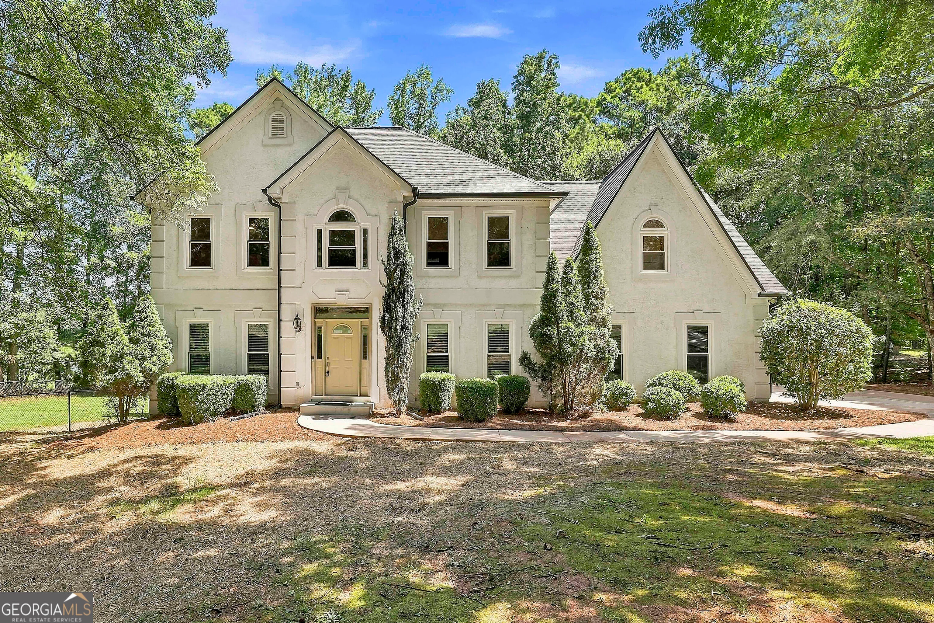 135 Golden Glen Way