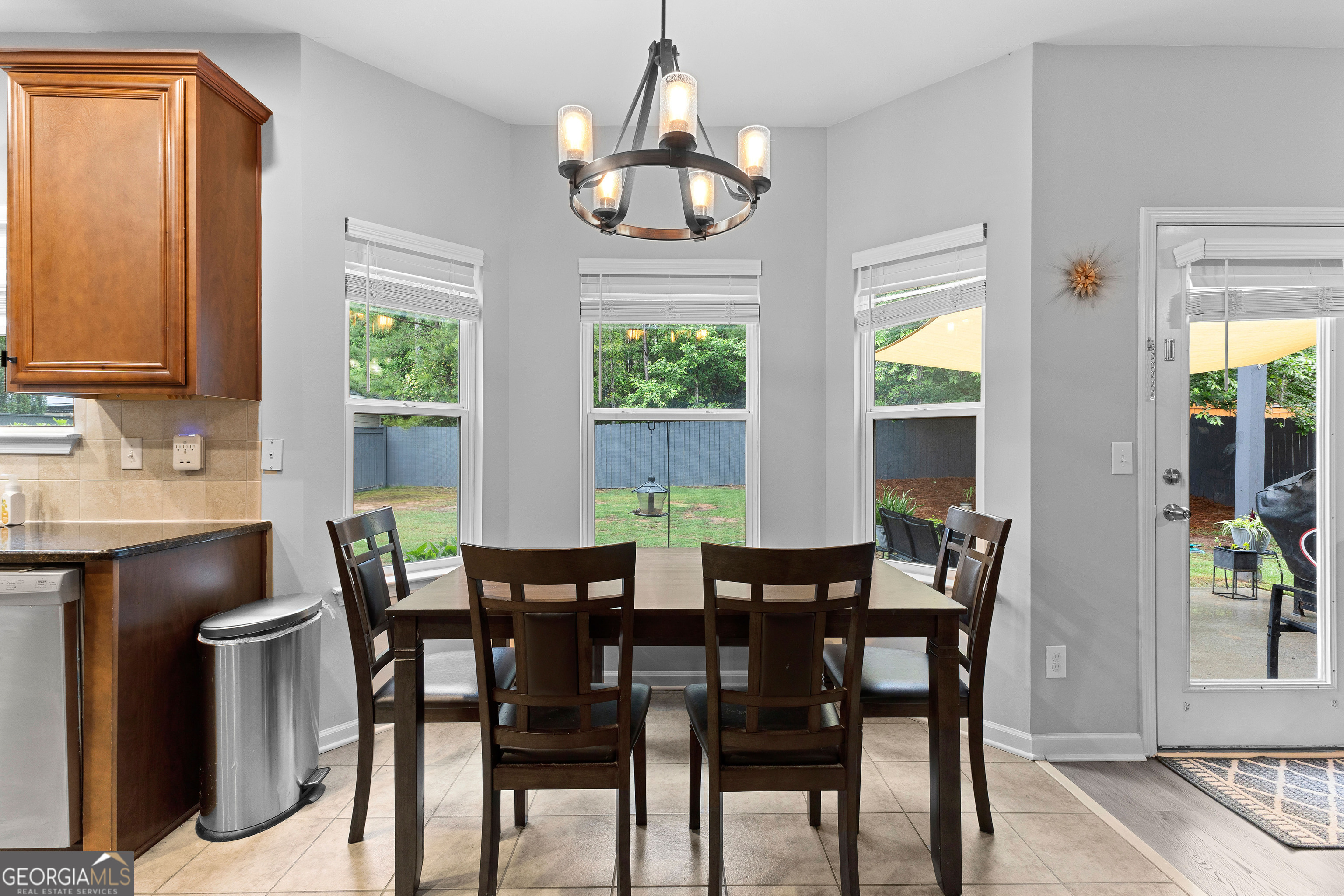 Newnan, Georgia 30263, United States, 4 Bedrooms Bedrooms, ,3 BathroomsBathrooms,Residential,Active,226042