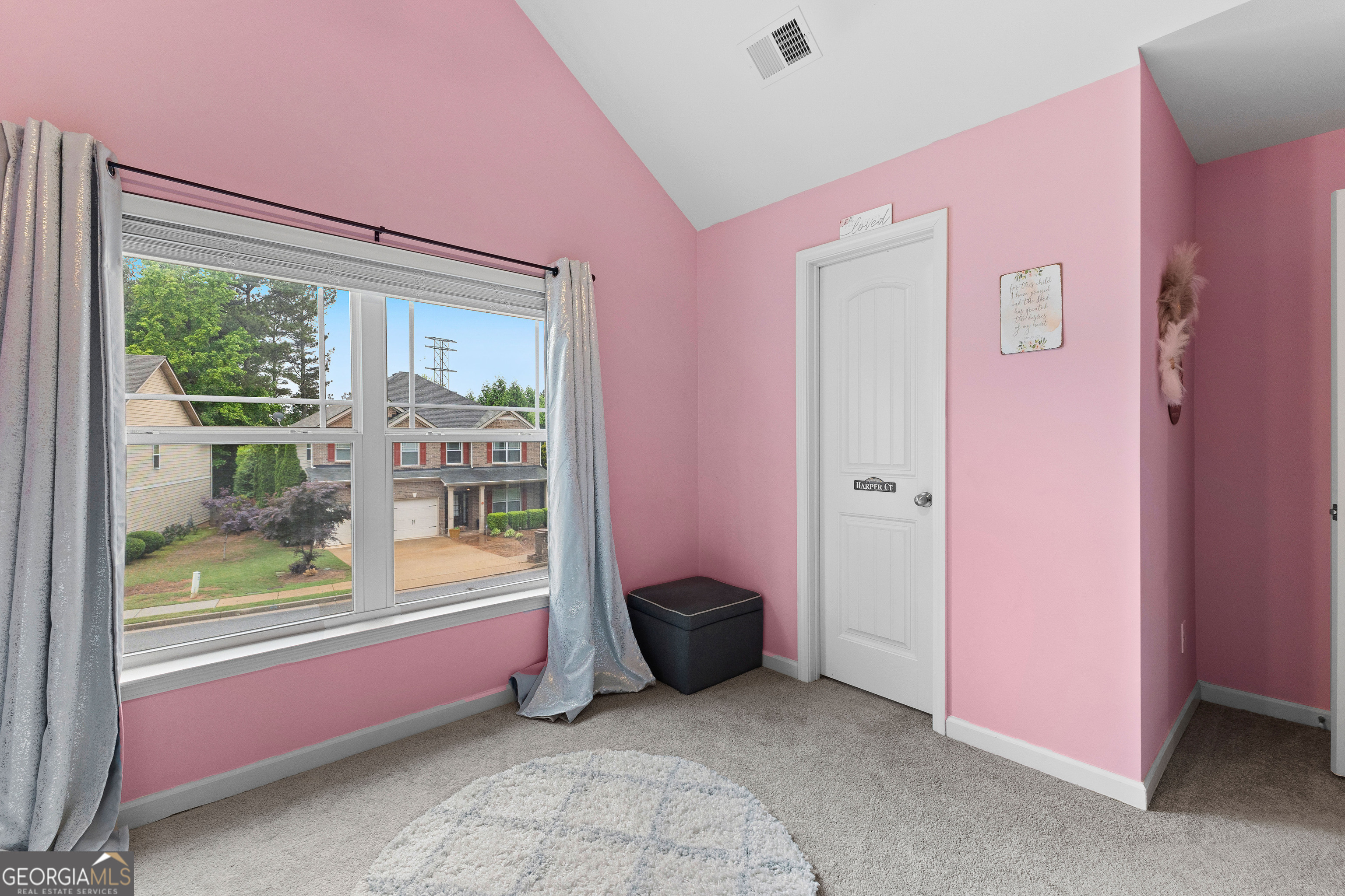 Newnan, Georgia 30263, United States, 4 Bedrooms Bedrooms, ,3 BathroomsBathrooms,Residential,Active,226042