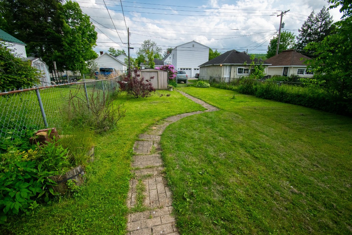 317 W Elm Street, Titusville, Pennsylvania image 7
