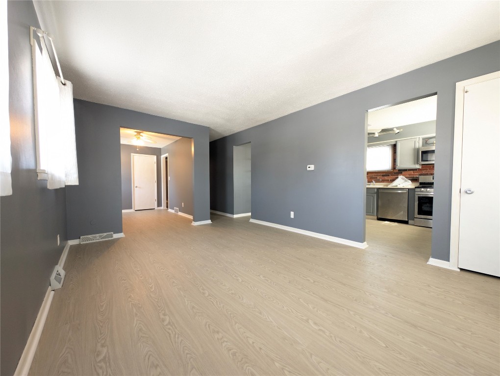 1162 Belleview Drive, Erie, Pennsylvania image 3
