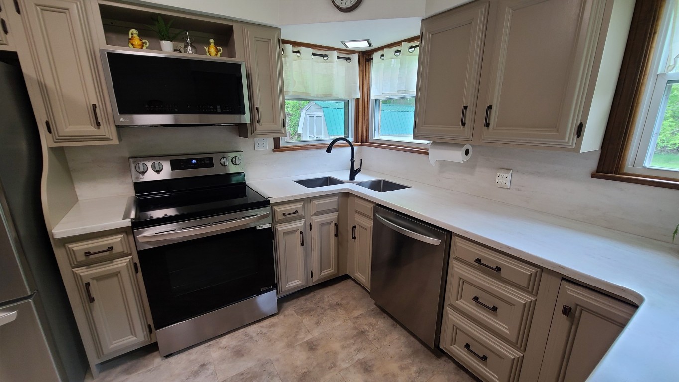 10973 Route 19, Waterford, Pennsylvania image 12
