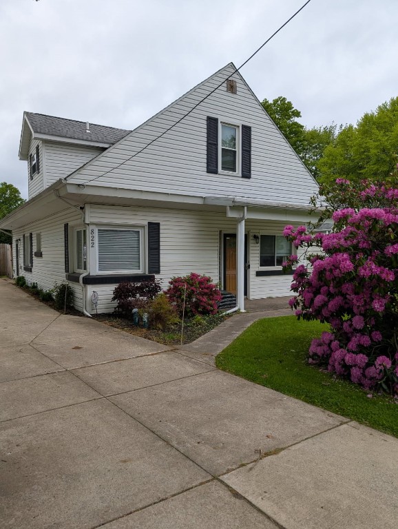 822 Nagle Road, Erie, Pennsylvania image 1