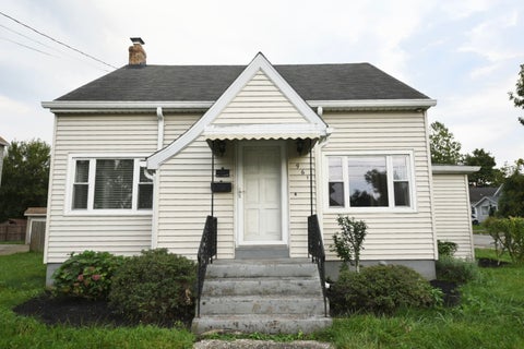 Homes For Sale - 961 W 32nd Street<br/> Erie, PA 16508