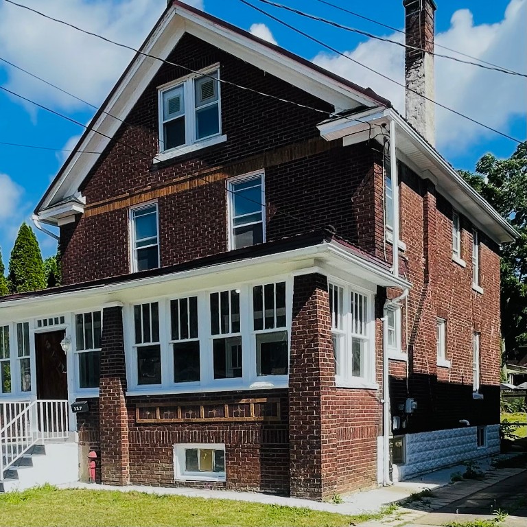 327 E 25th Street, Erie, Pennsylvania image 2