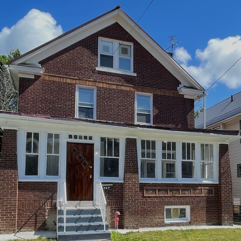 327 E 25th Street, Erie, Pennsylvania image 1