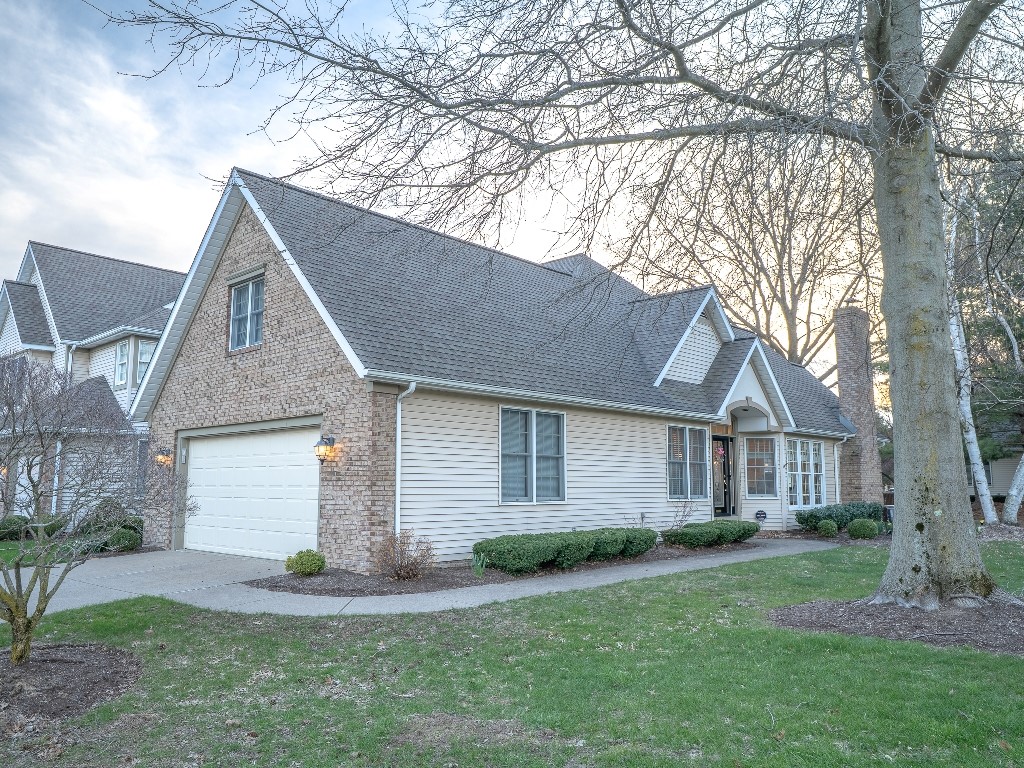 5232 Wolf Run Village Lane, Fairview, Pennsylvania image 5