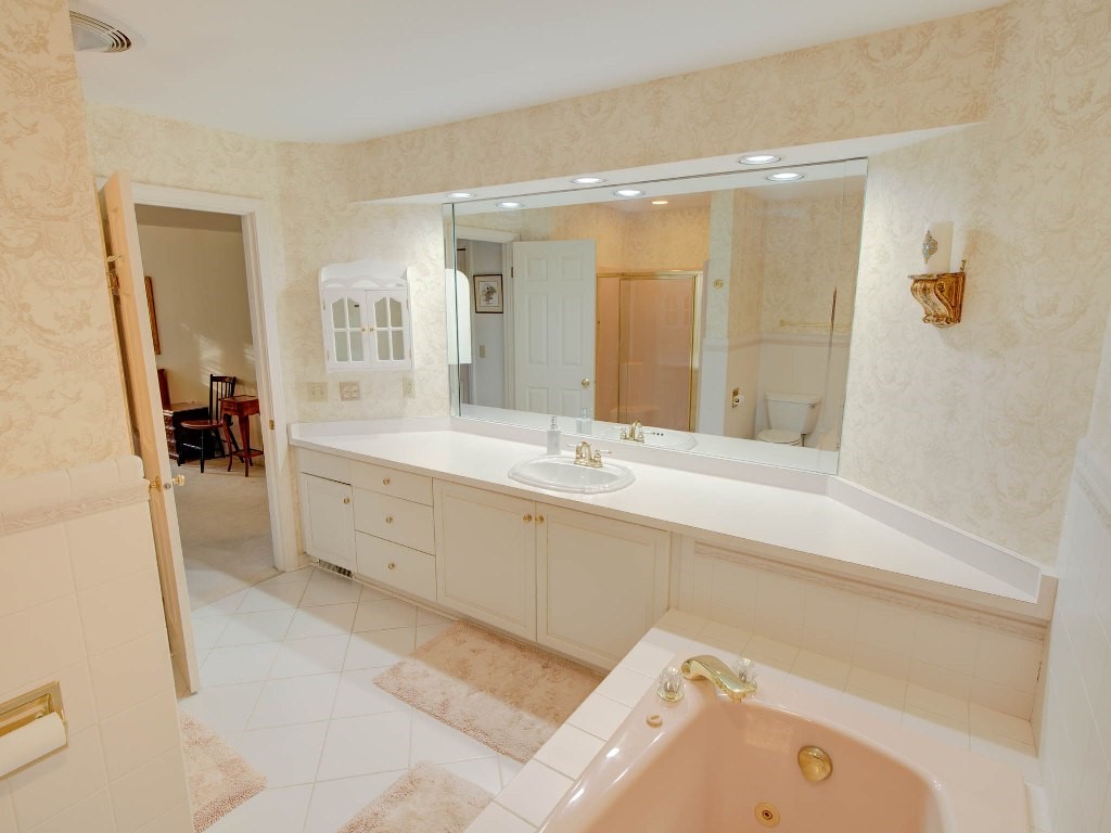5232 Wolf Run Village Lane, Fairview, Pennsylvania image 25