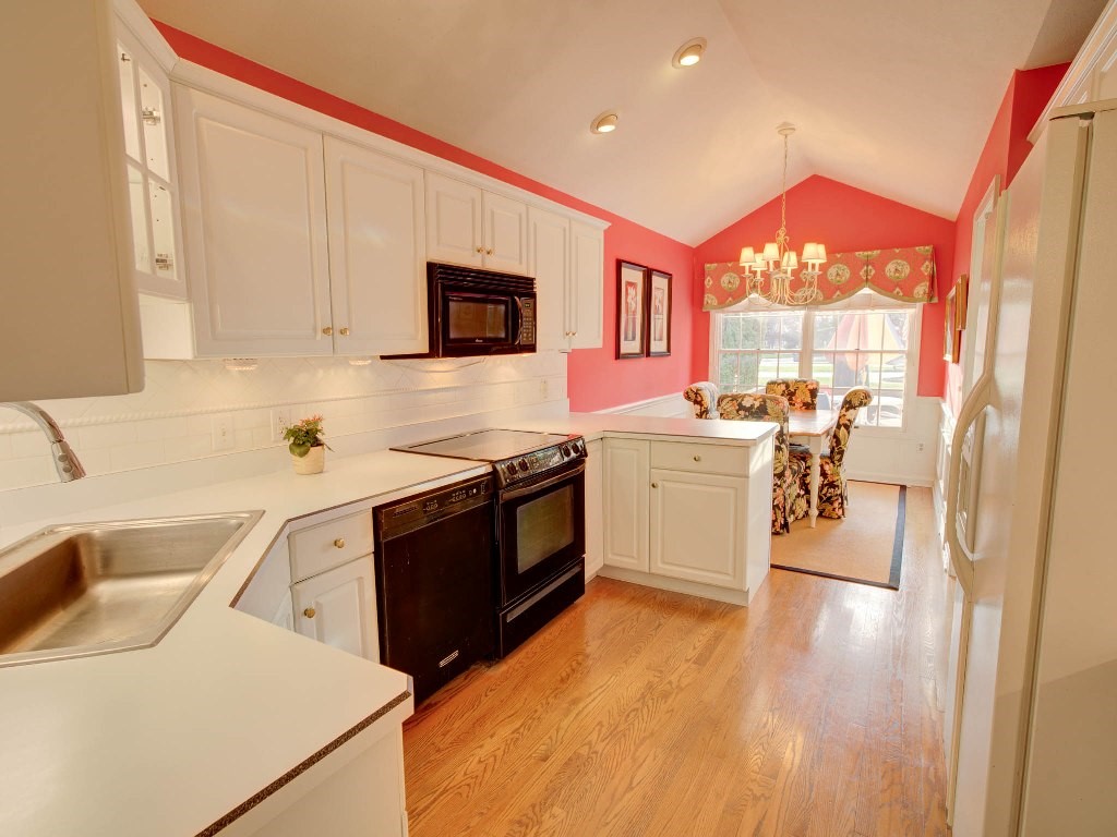 5232 Wolf Run Village Lane, Fairview, Pennsylvania image 15