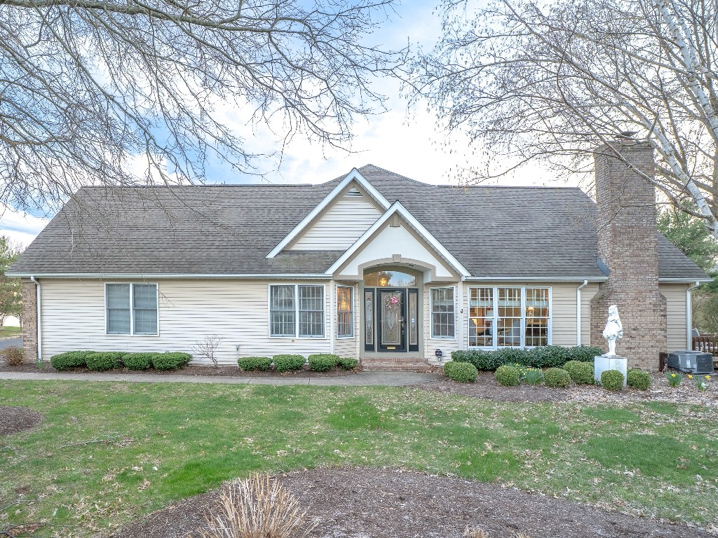 5232 Wolf Run Village Lane, Fairview, Pennsylvania image 1