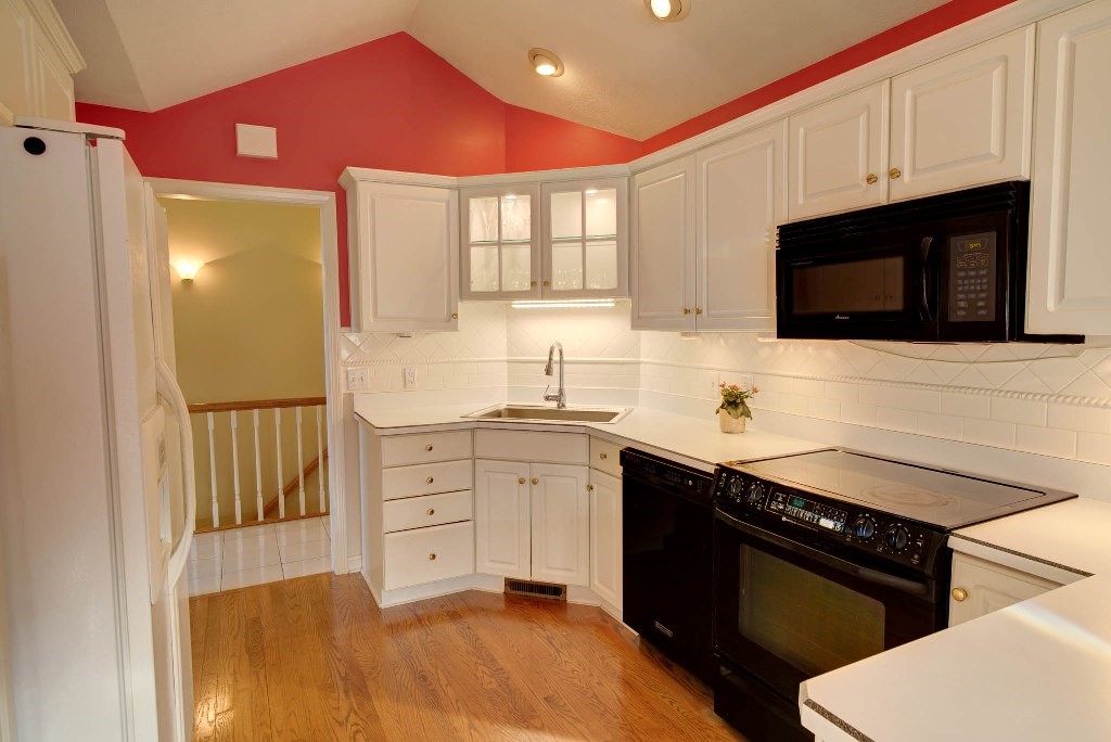 5232 Wolf Run Village Lane, Fairview, Pennsylvania image 17
