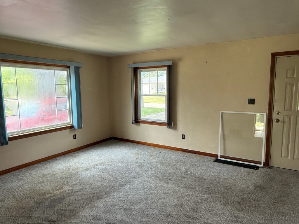 3269 W 11 Street, Erie, Pennsylvania image 7
