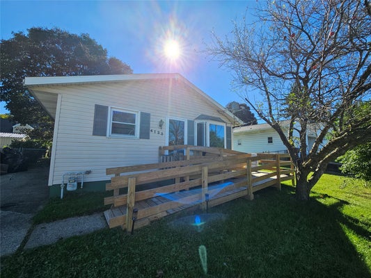 4123 WABASH AVE, ERIE, PA 16509 - Image 0723fecccf10d2d847d15b4ba28b10dc/3333688301