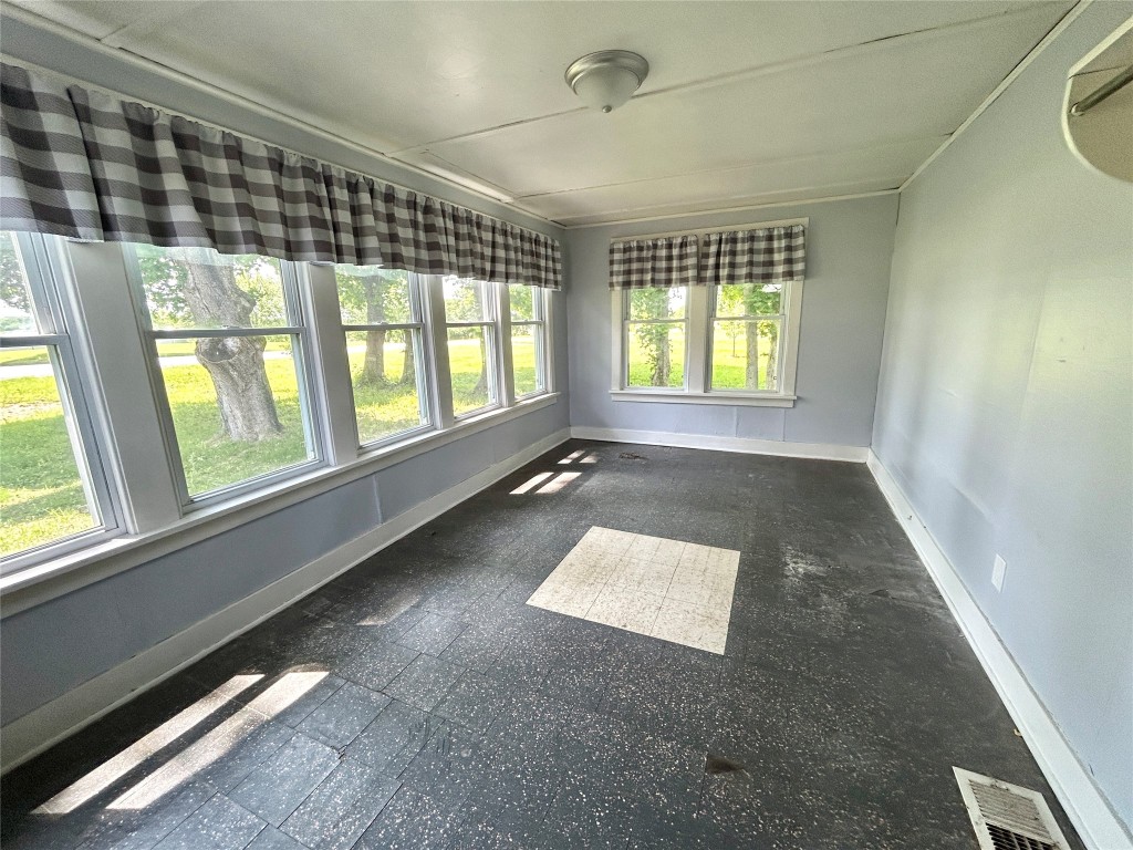 8854 Tannery Road, Girard, Pennsylvania image 3