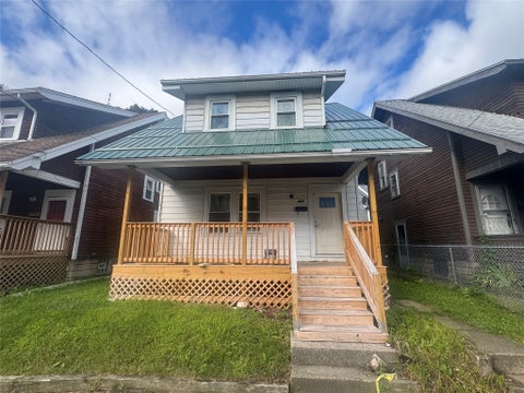 Homes For Sale - 304 Poplar Street<br/> Erie, PA 16507