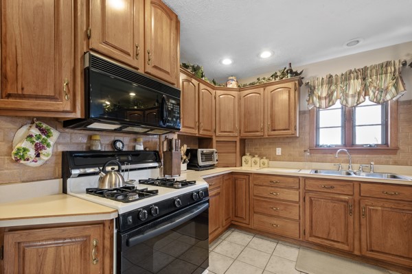 8680 Windy Lane, North East, Pennsylvania image 7
