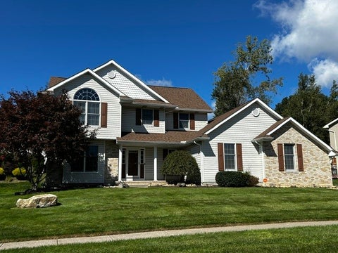 Homes For Sale - 2536 Wintergreen Drive<br/> Erie, PA 16510