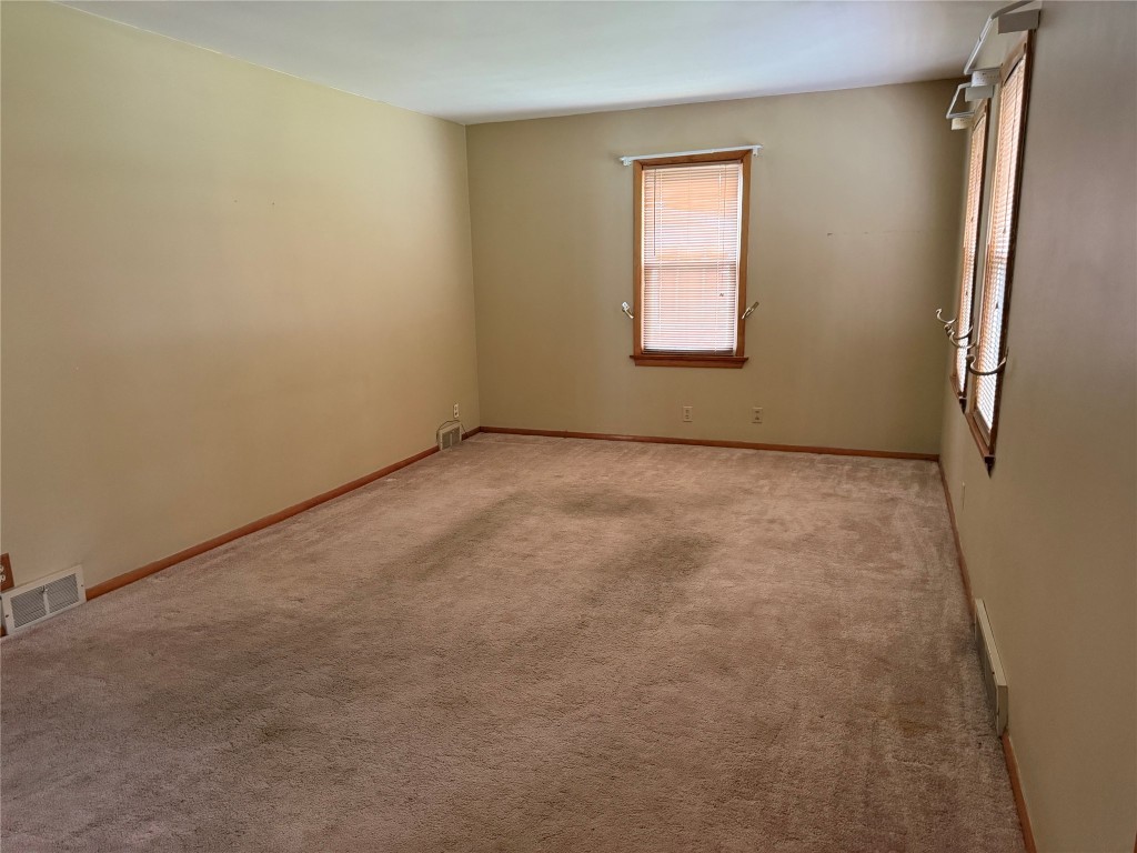 5642 Rockledge Drive, Erie, Pennsylvania image 6