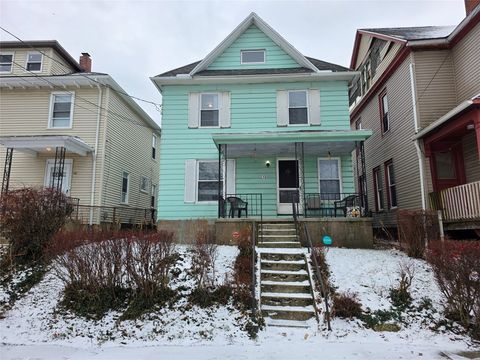 Apartment For Sale - 215 W 20th Street<br/> Erie, PA 16502