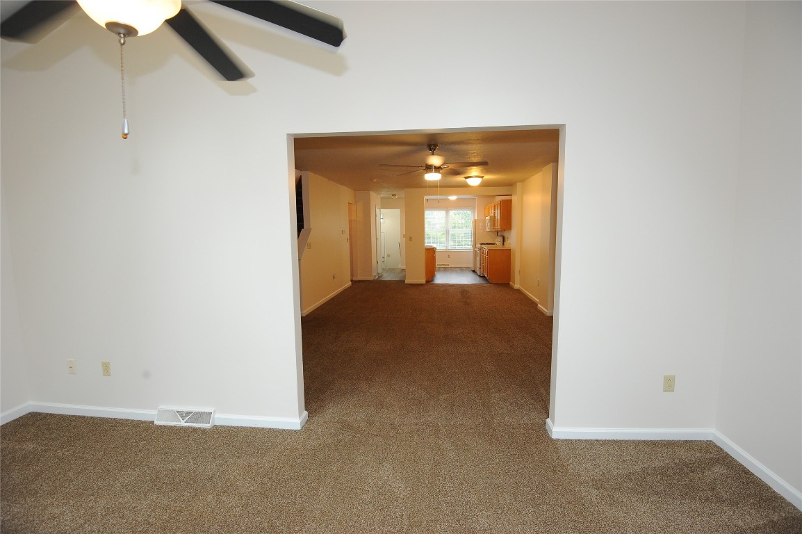 4175 Wood Hills Drive #C48, Erie, Pennsylvania image 12