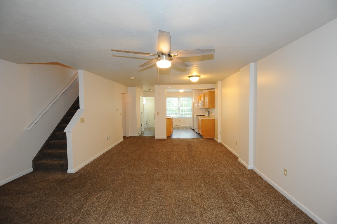 4175 Wood Hills Drive #C48, Erie, Pennsylvania image 13
