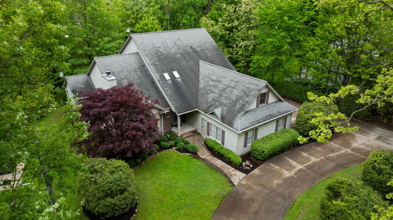 5780 Swanville Road, Erie, Pennsylvania image 3