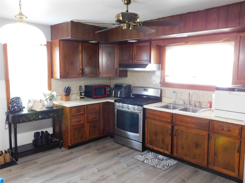 3814 Elmwood Avenue, Erie, Pennsylvania image 4
