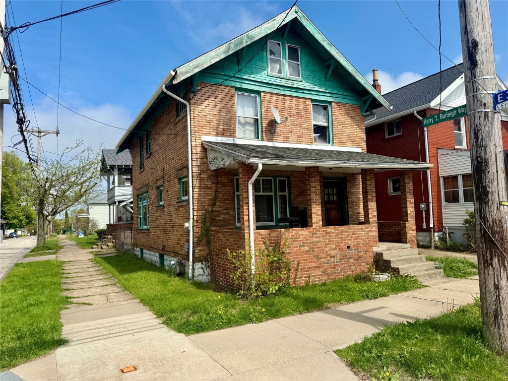 301 Holland Street, Erie, Pennsylvania image 1