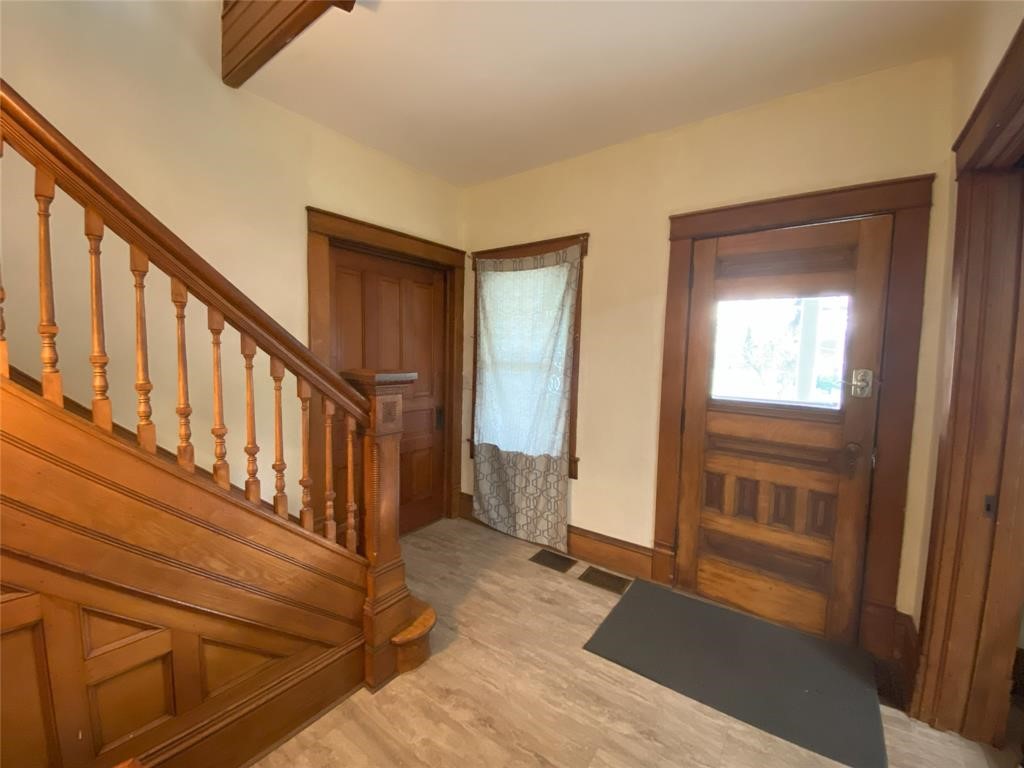52 W Smith Street, Corry, Pennsylvania image 8