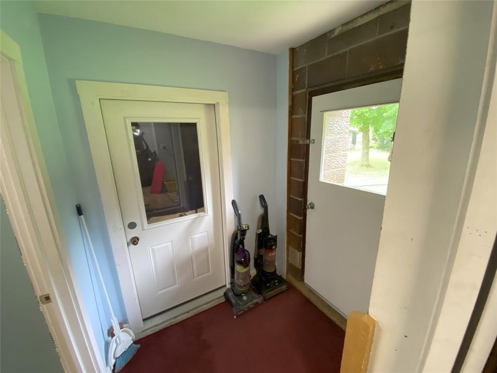 52 W Smith Street, Corry, Pennsylvania image 2