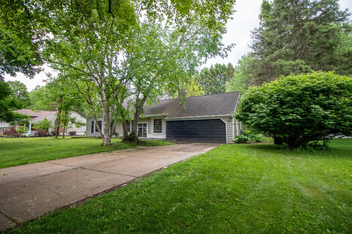 104 Hillcrest Drive, Edinboro, Pennsylvania image 2