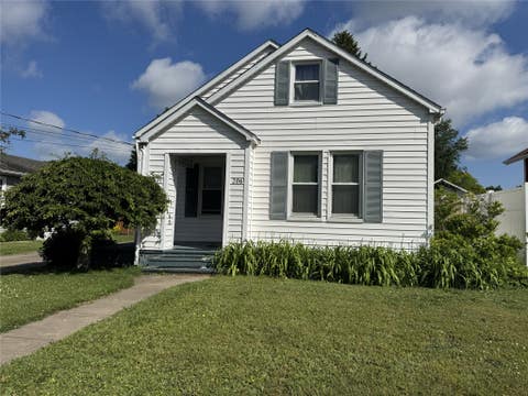 Homes For Sale - 206 Templeton Avenue<br/> Girard, PA 16417