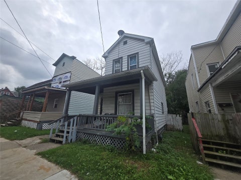 Homes For Sale - 1022 Ash Street<br/> Erie County, Erie, PA 16503