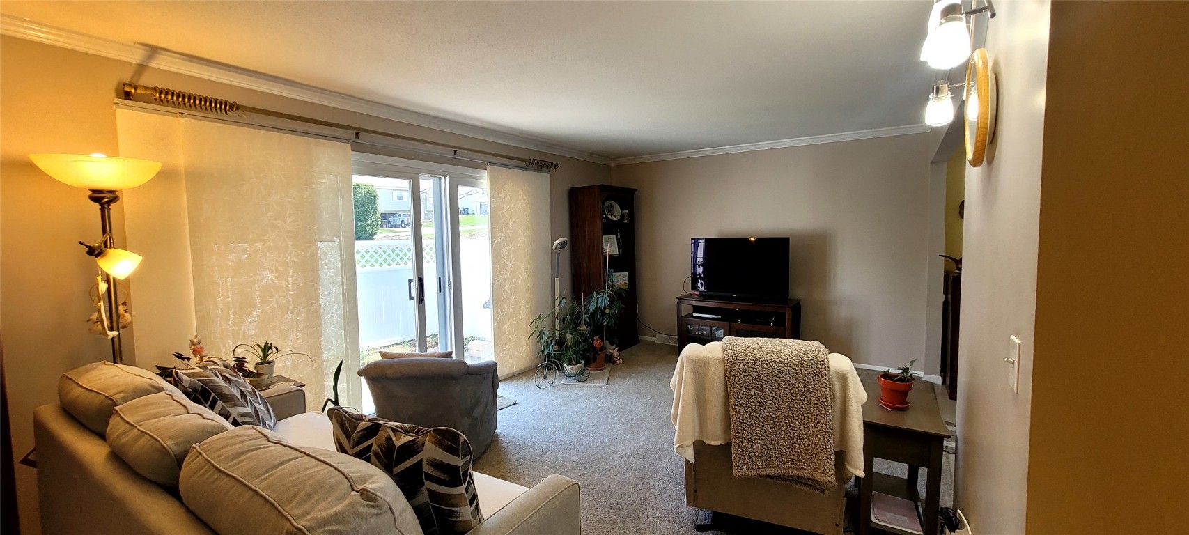 1102 Appletree Lane, Erie, Pennsylvania image 3