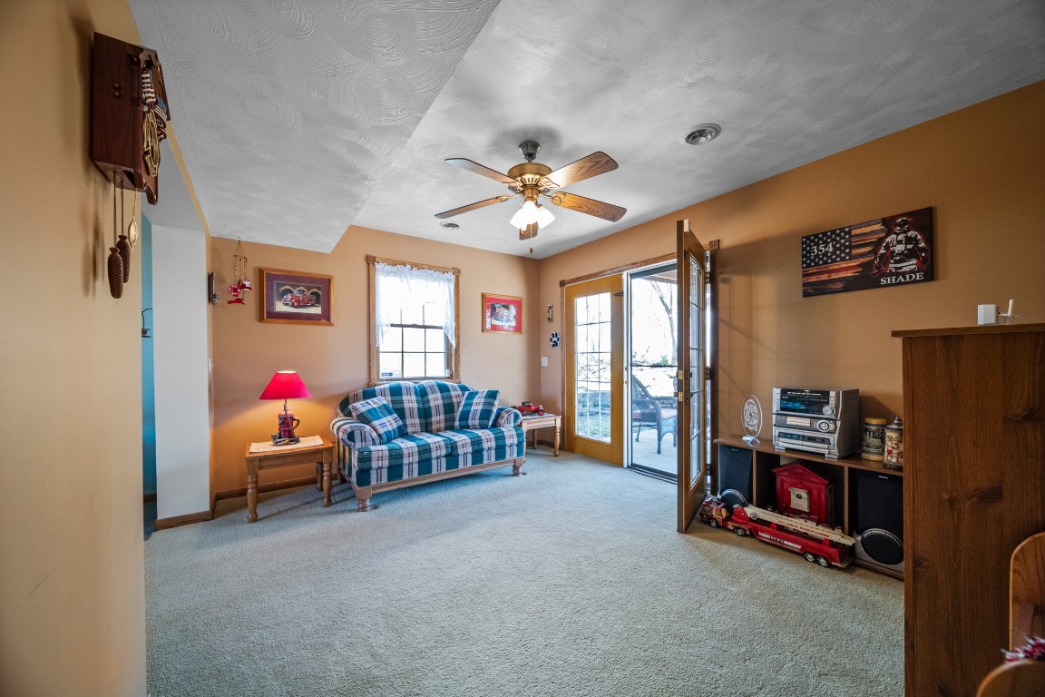 4825 Foxboro Court, Erie, Pennsylvania image 31