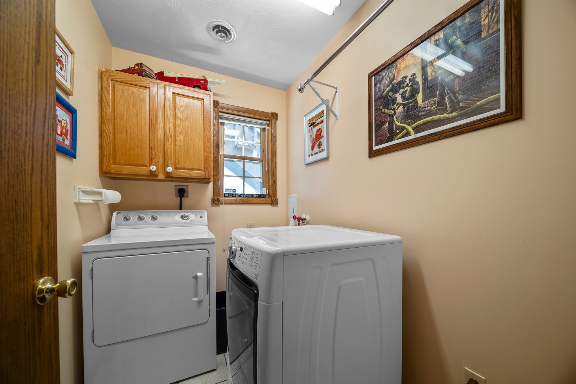4825 Foxboro Court, Erie, Pennsylvania image 34