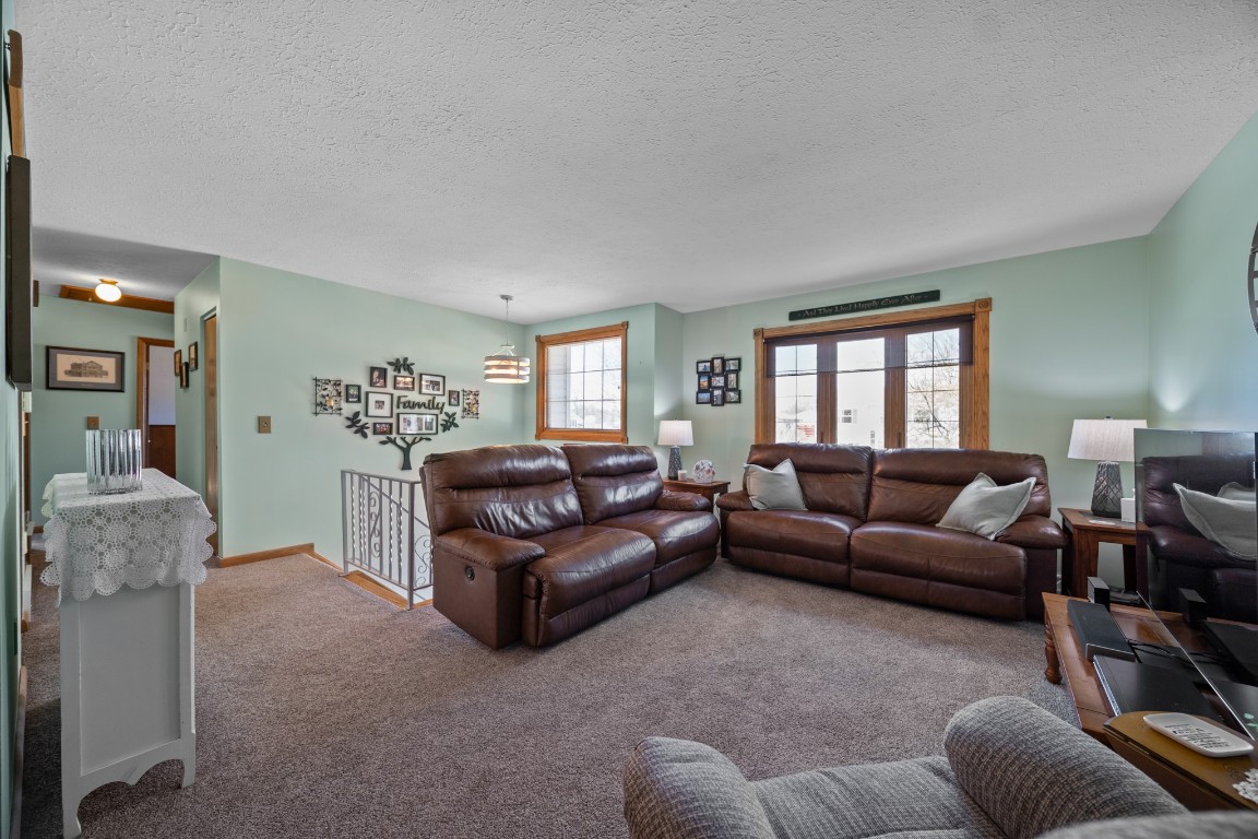 4825 Foxboro Court, Erie, Pennsylvania image 4