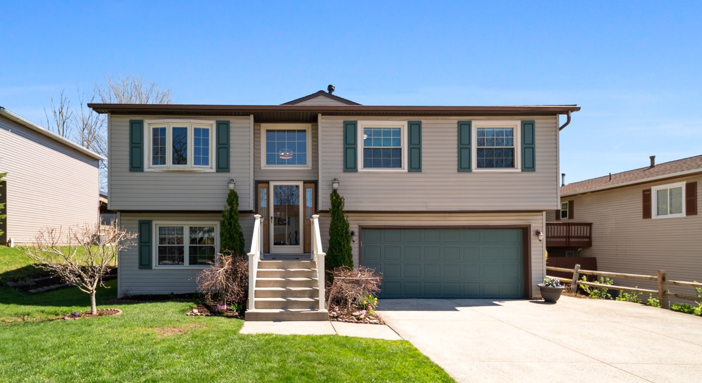 4825 Foxboro Court, Erie, Pennsylvania image 1