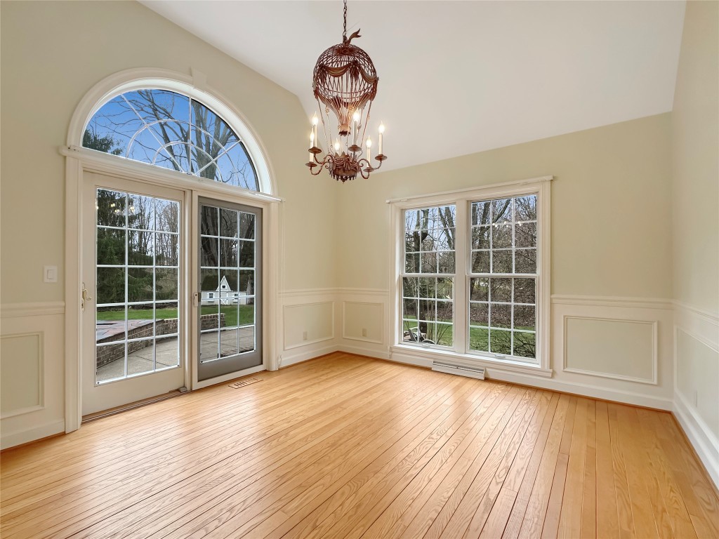6711 Manchester Farms Road, Fairview, Pennsylvania image 4