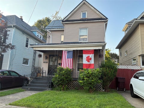Photo for 906 E 23RD Street