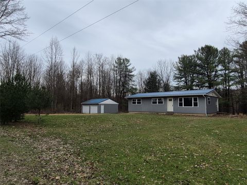 Homes For Sale - 14353 Gibson Road<br/> Crawford County, Conneaut Lake, PA 16316