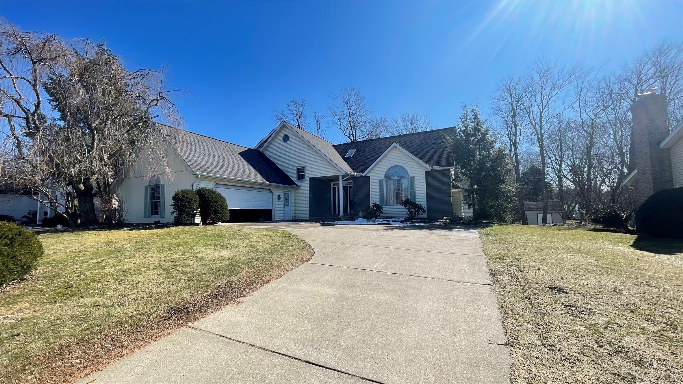 4051 Dominion Drive, Erie, Pennsylvania image 2