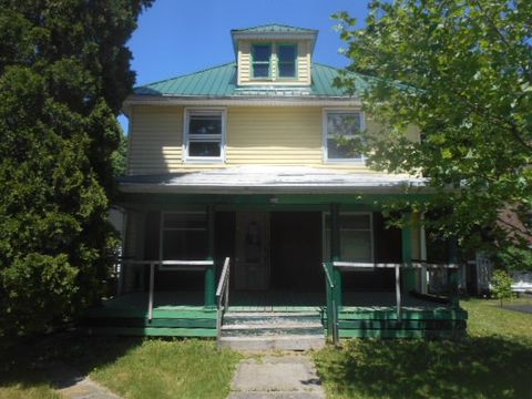 Homes For Sale - 123 Dale Avenue<br/> Cambridge Springs, PA 16403