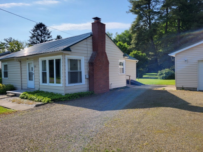 18149 Rogers Ferry Road, Meadville, Pennsylvania image 1