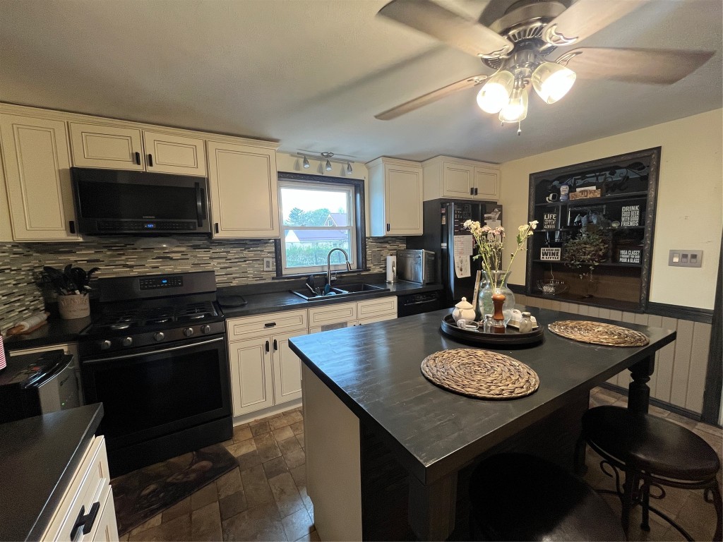 3019 Zuck Road, Erie, Pennsylvania image 15