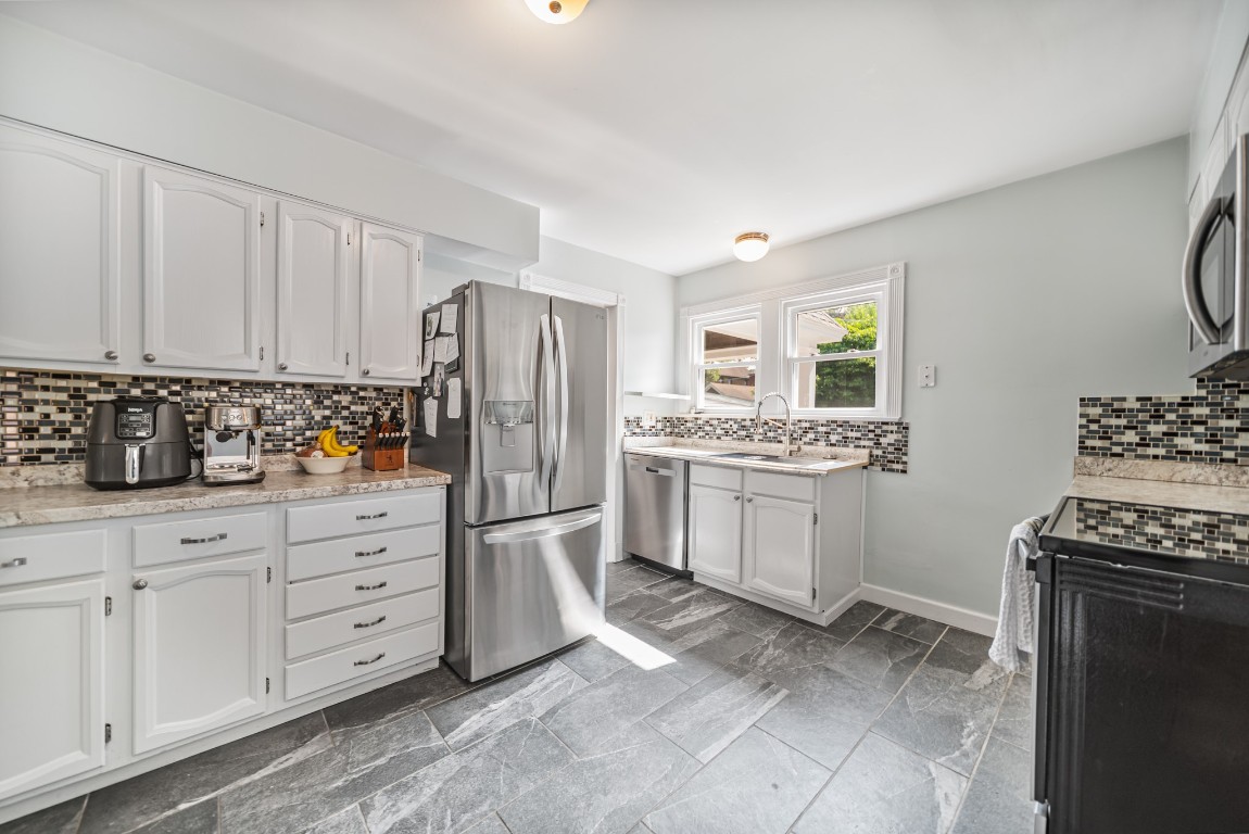 510 Shenley Drive, Erie, Pennsylvania image 17